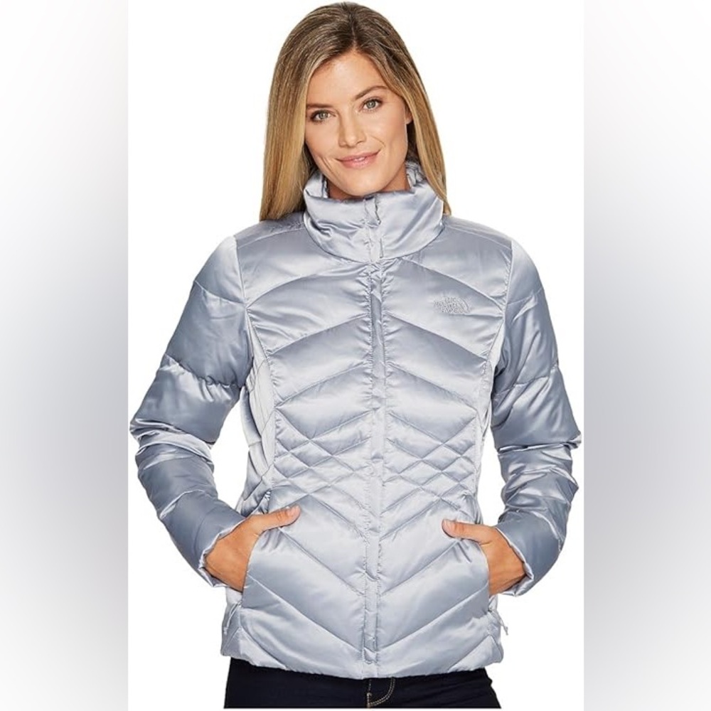 The North Face Women's Light Gray Quilted Puffer Jacket